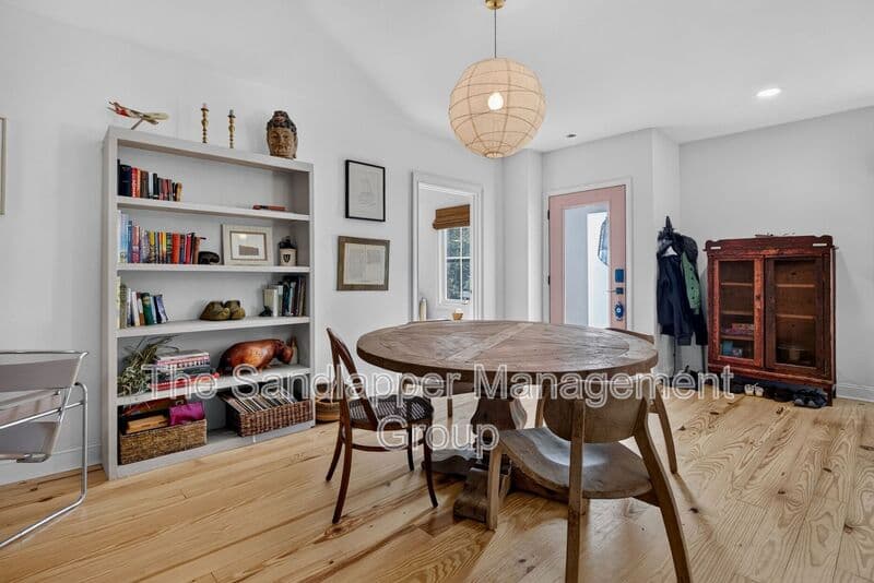 Charleston Condo: 32-A Line Street