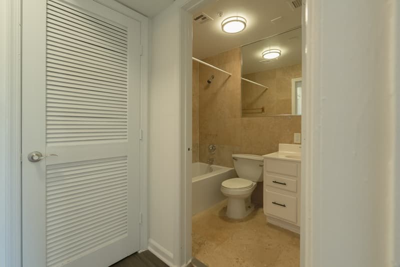 East Orange Condo: 394 S Harrison St - 306