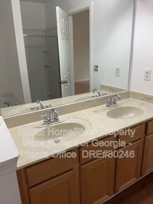 Avondale Estates Townhome: 768 Brookside Parc Ln
