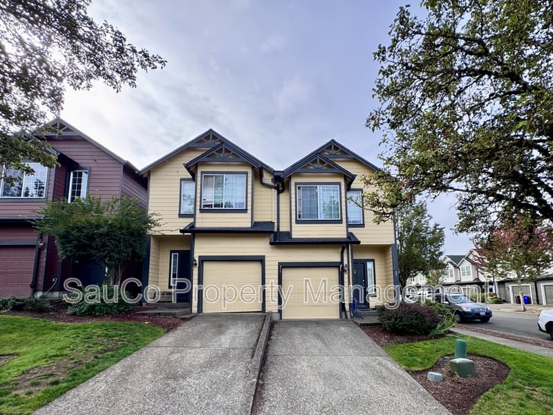 Gresham Condo: 5914 SE 16th Loop