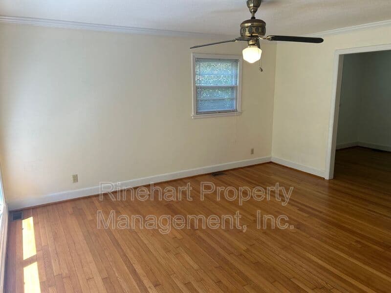 Rock Hill House: 1232 Melrose Drive