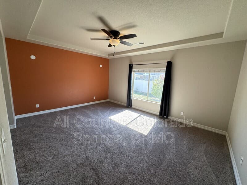 Fountain House: 7941 Whistlestop Lane