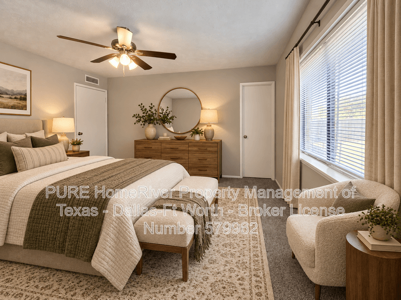 North Richland Hills House: 6905 Mid Cities Blvd
