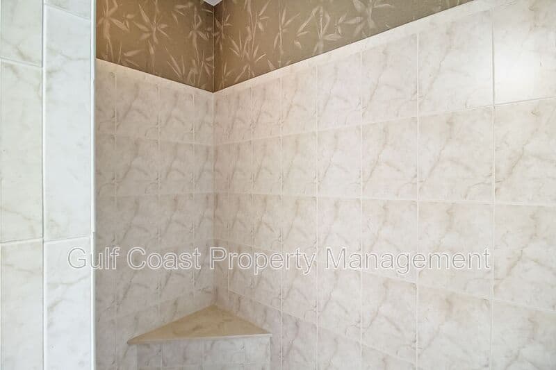 Nokomis House: 2107 Calusa Lakes Blvd