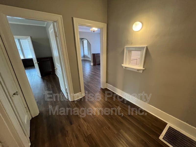 Memphis House: 836 Maury St.