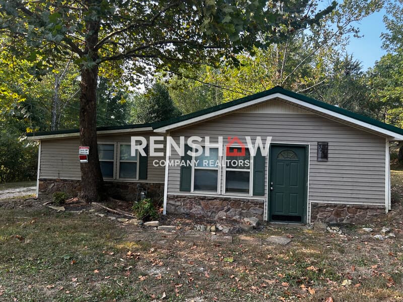 Parsons House: 3246 Highway 412 E