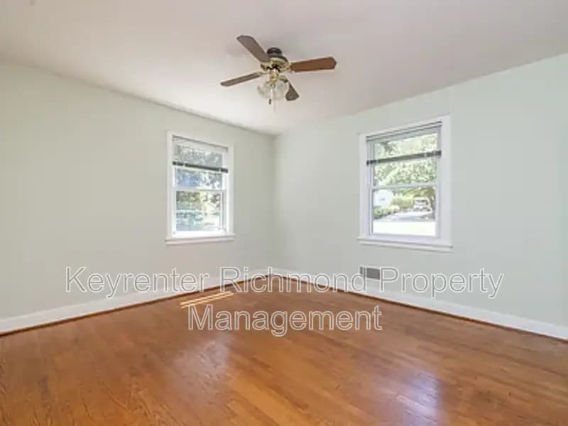 North Chesterfield House: 2811 Bon Oaks Lane
