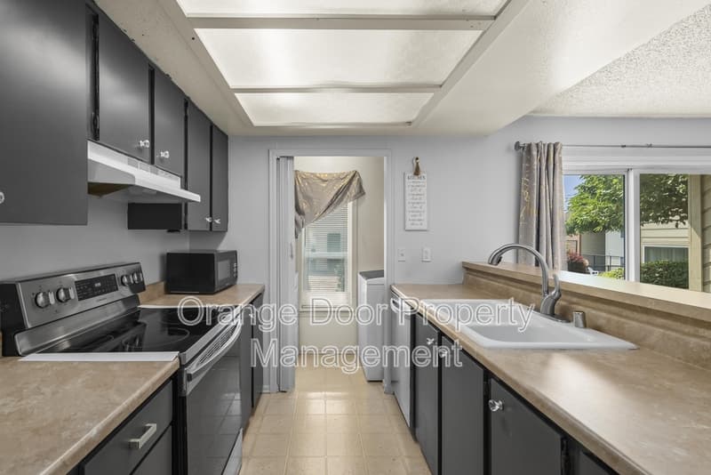 Kent Condo: 23601 112th Avenue SoutheastA102