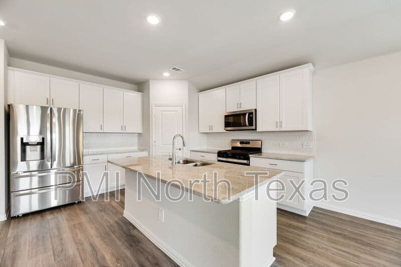McKinney House: 3904 High Valley Drive
