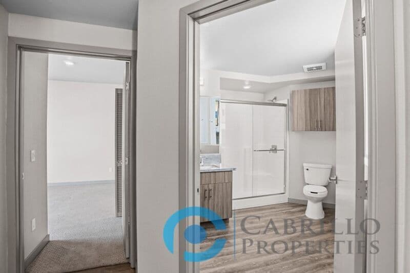 San Diego Condo: 3093 Broadway
