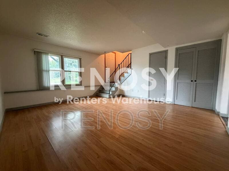 Des Moines Condo: 2002 Evergreen Ave