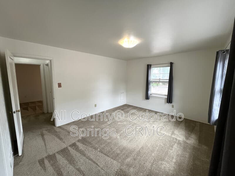 Colorado Springs Condo: 930 N Institute Street