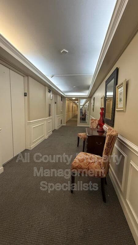 Columbia Condo: 1825 Saint Julian Pl