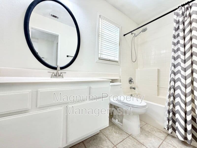 Murrieta House: 37168 Santa Rosa Glen Dr