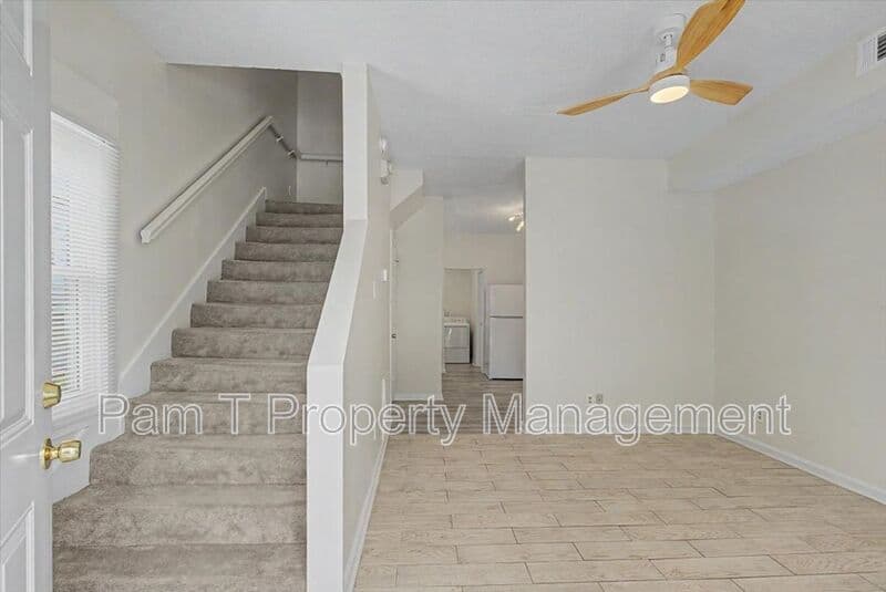 Savannah Townhome: 814 Ott St