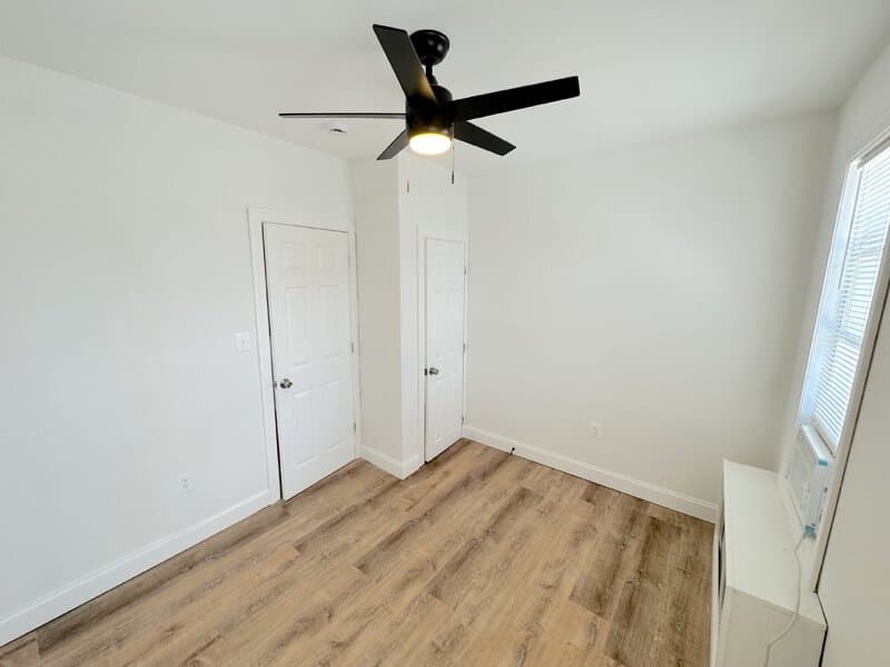 Baltimore Townhome: 605 Harding Place