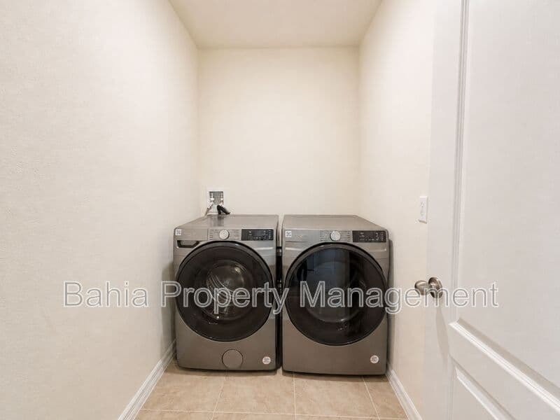 Haines City House: 869 Ambleside Dr