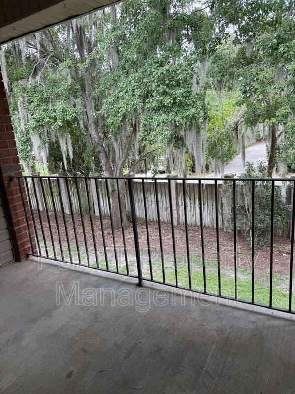 Savannah Condo: 211 Edgewater Rd