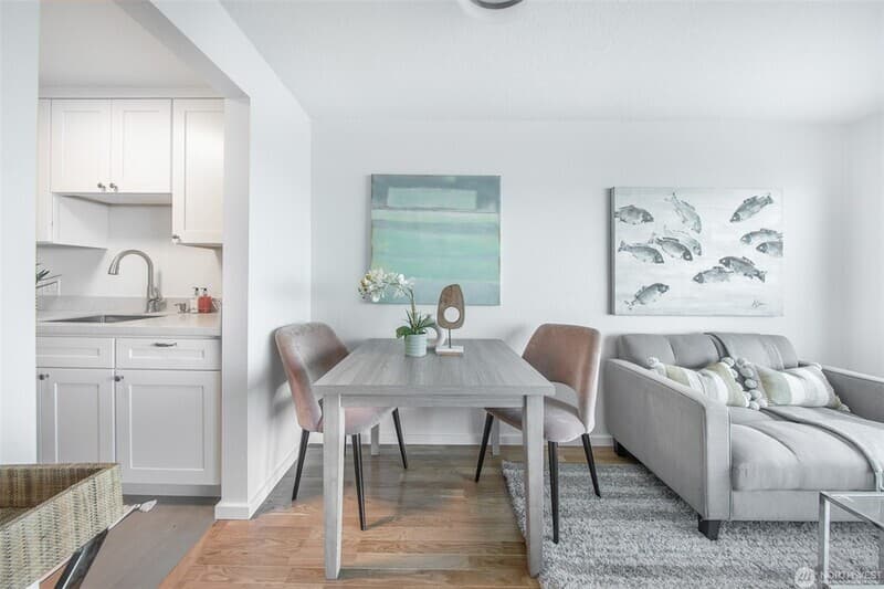 Seattle Condo: 1800 43rd Ave E