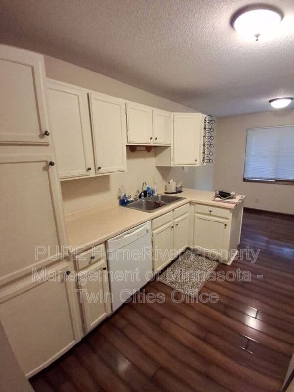 Bloomington Condo: 5231 Balmoral Ln