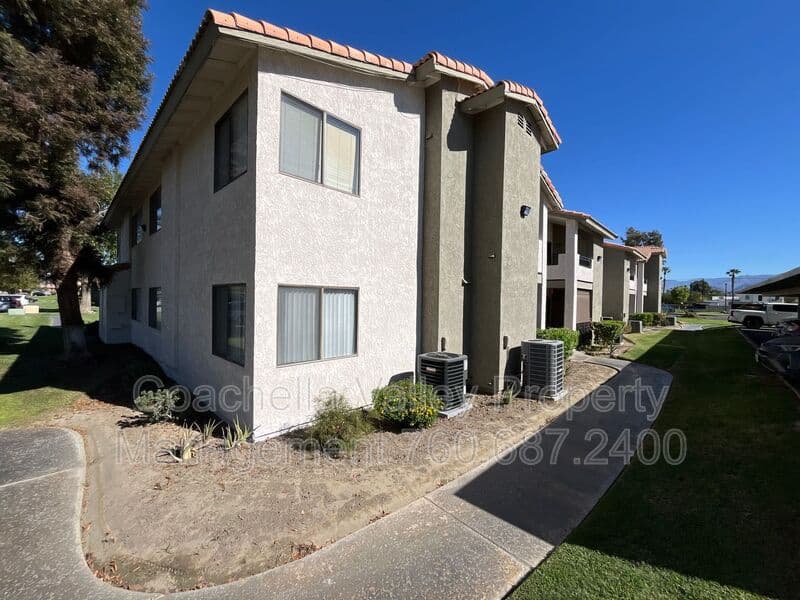 Bermuda Dunes House: 78650 Avenue 42