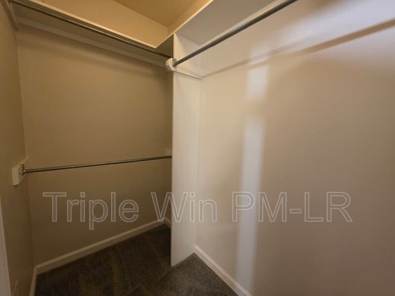 Little Rock House: 12512 Woodbury Dr