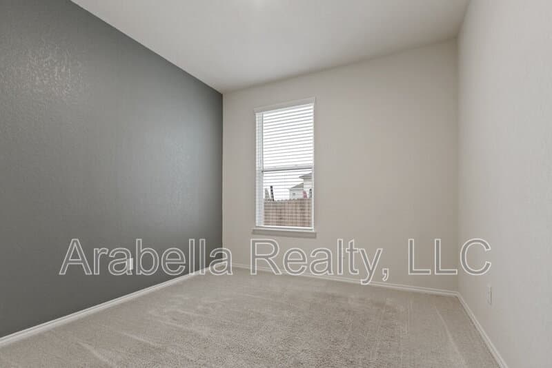 New Braunfels House: 440 Lynwood Gold