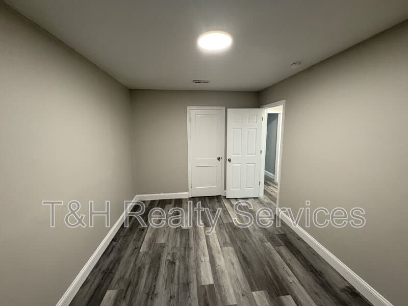 Indianapolis Condo: 5915 East 24th Street