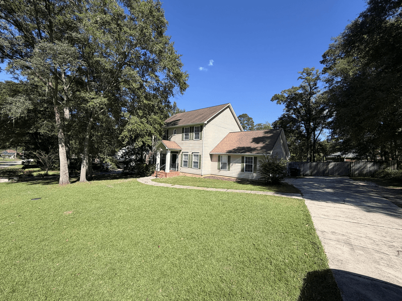 Tallahassee House: 1829 Wagon Wheel Cir W