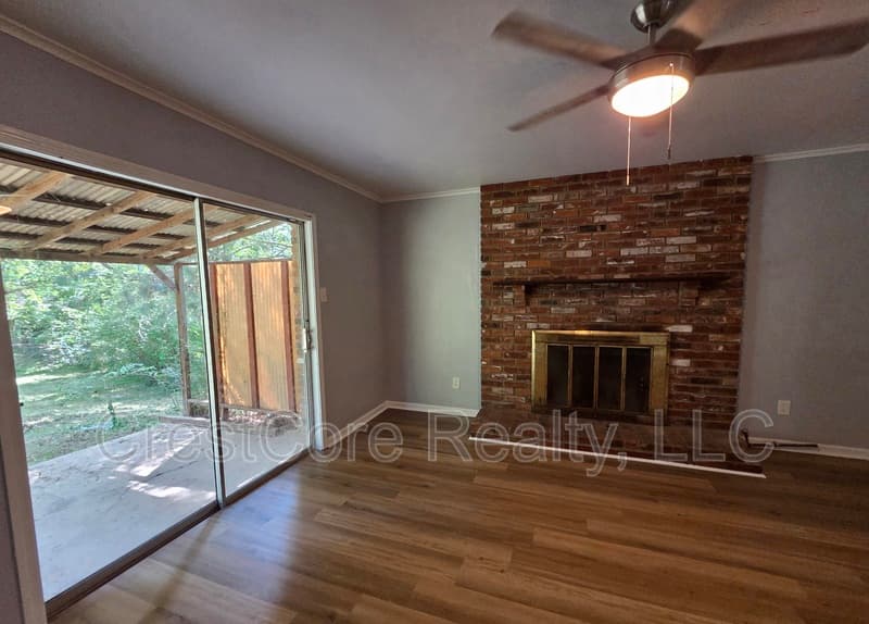 Memphis House: 2993 Laurencekirk Rd