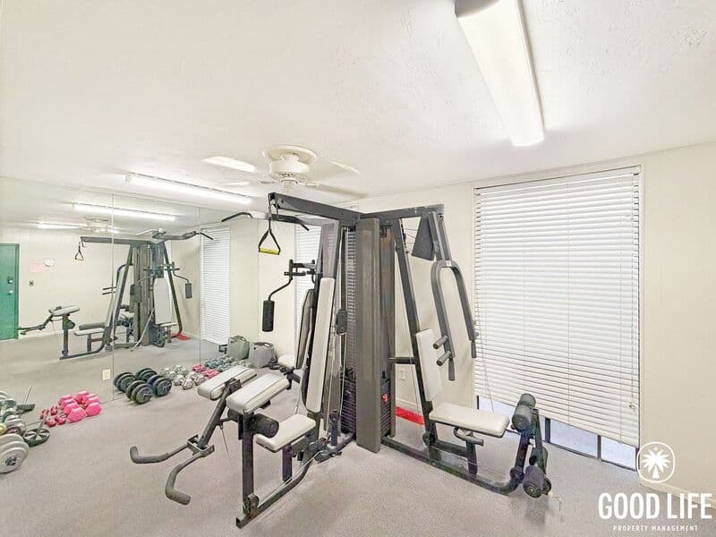 San Diego Condo: 6930 Hyde Park Drive