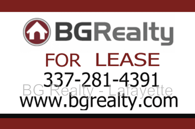 Lafayette House: 6 Trillium Triangle`