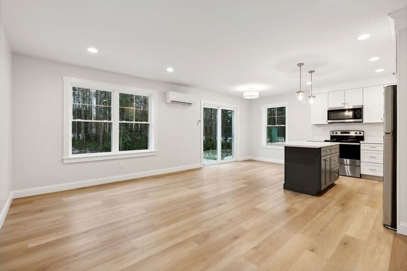 Wells Townhome: 42 Foliage Way