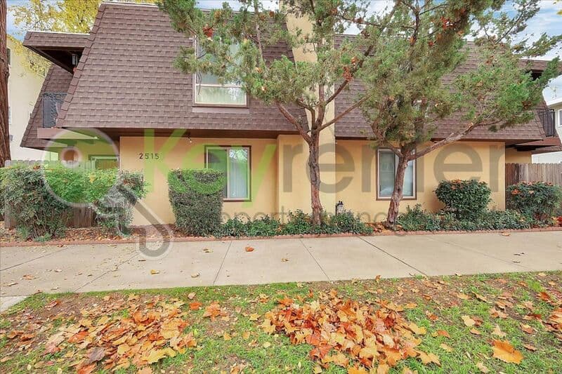 Sacramento House: 2515 H Street