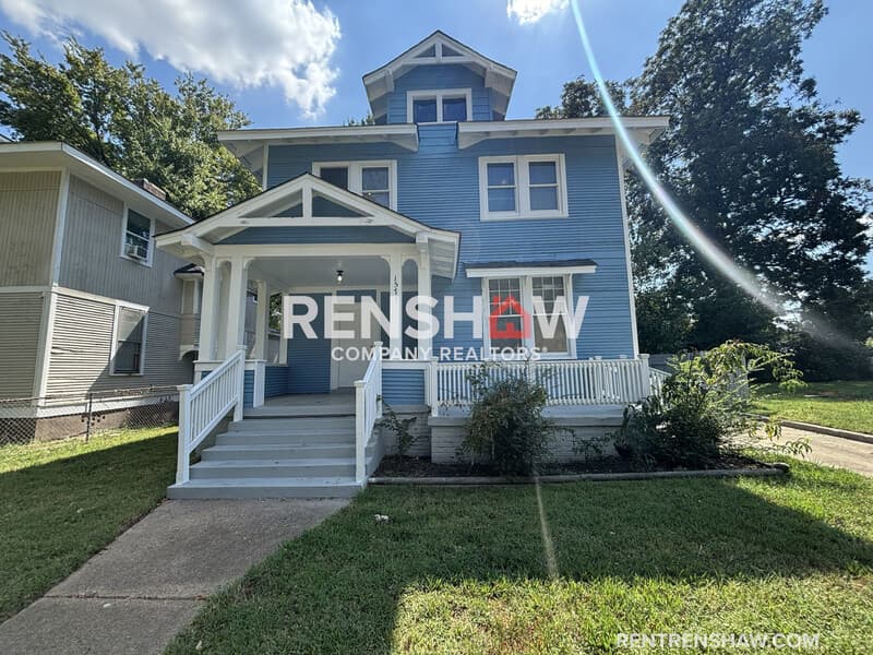Memphis House: 1571 E Mclemore Ave