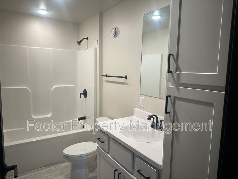 North Mankato Condo: 1111 Range St