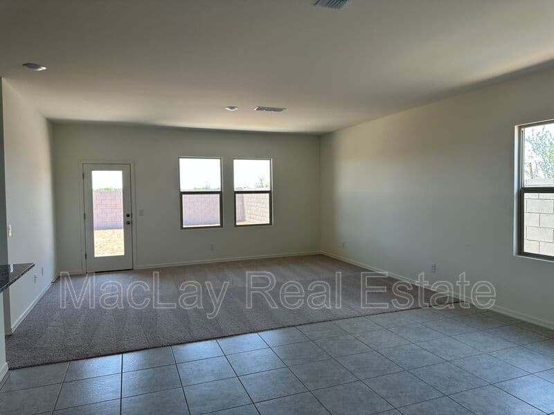 San Tan Valley House: 3897 E San Jose St