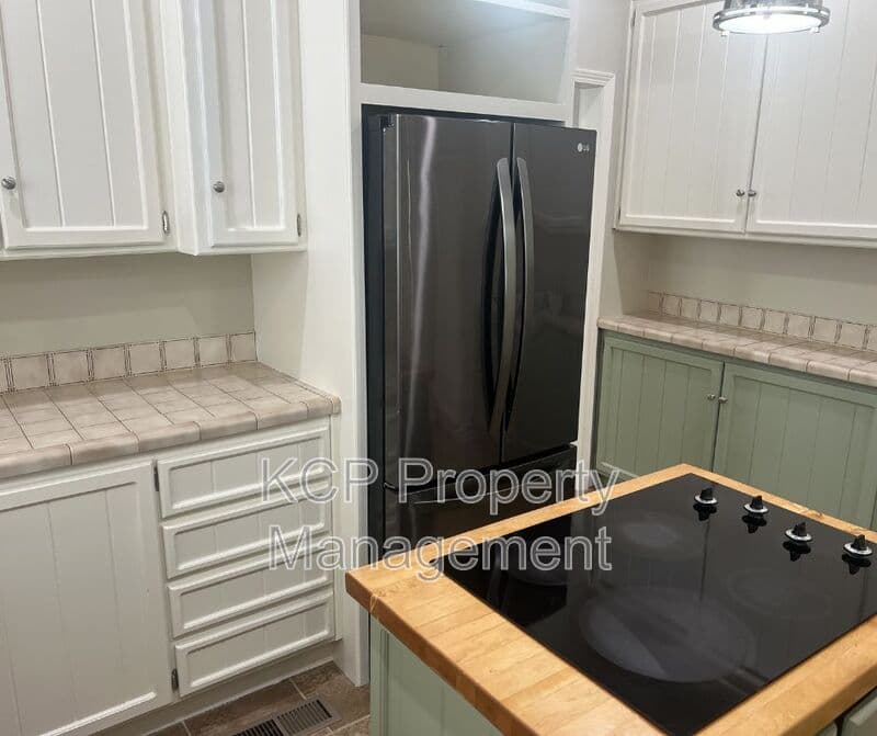 Fort Smith House: 3101 Park Avenue