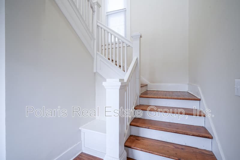 Lebanon Condo: 208 W Williams St