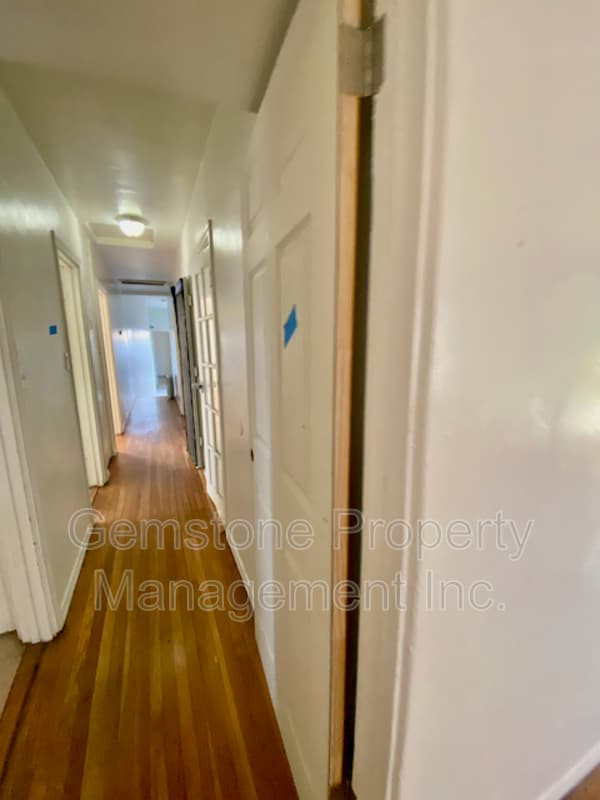 San Diego House: 5017 College Ave