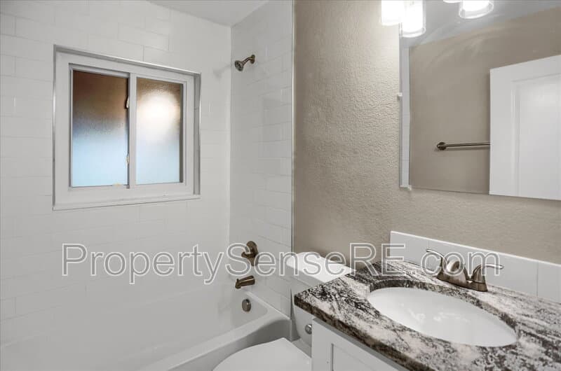 Denver House: 1333 South Xavier Street