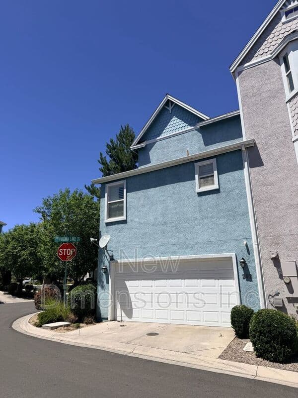 Reno House: 299 Gramercy Lane