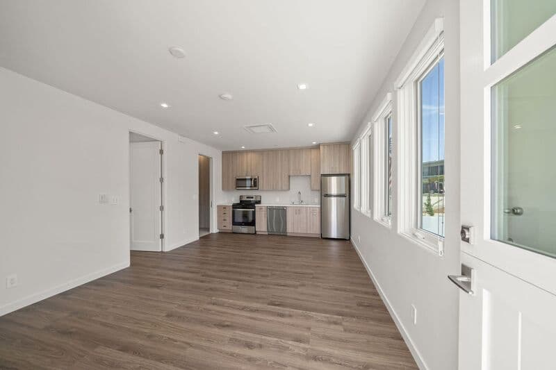 Redondo Beach House: 101 Via Colusa
