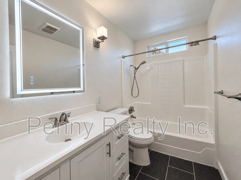 San Diego Condo: 2861 Polk Ave.