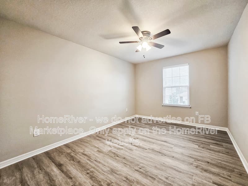 Land O Lakes House: 10328 Hawks Landing Dr