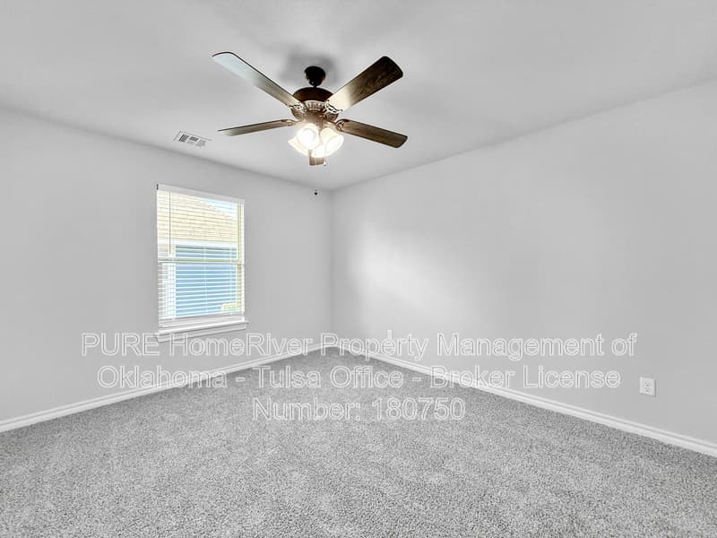 Jenks House: 209 W 111th Pl S