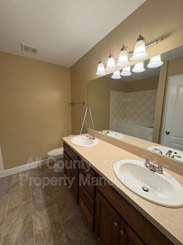 Thomasville House: 119 Pine Lake Dr