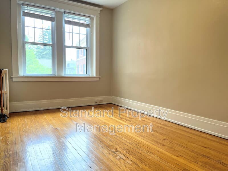 Buffalo Condo: 196 Crescent Avenue
