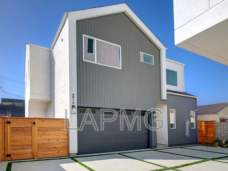 Los Angeles House: 6016 Comey Ave