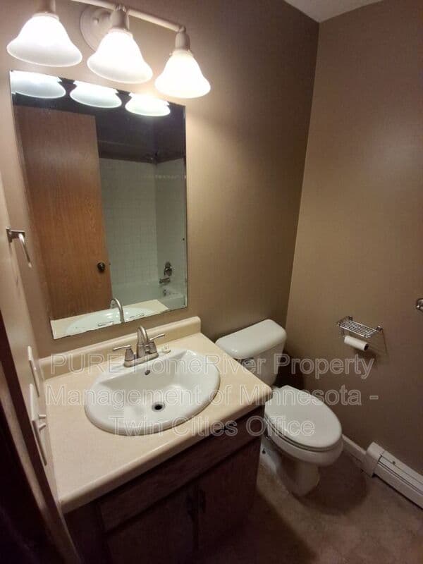 Rosemount Townhome: 3378 Upper 149th St W